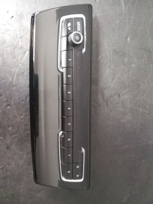 Unitate panou control modul radio cd bmw serie 2 f45 f46 9312393