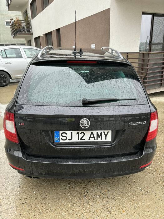 SKODA Superb 2012 — imagine 4