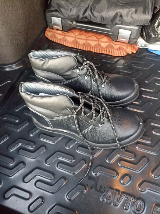 Ботинки рабочие размер 43