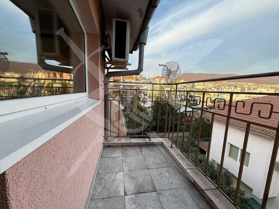 Продава се Двустаен апартамент в Свети Влас - 53 кв.м за 1472 €/кв.м - Снимка #1