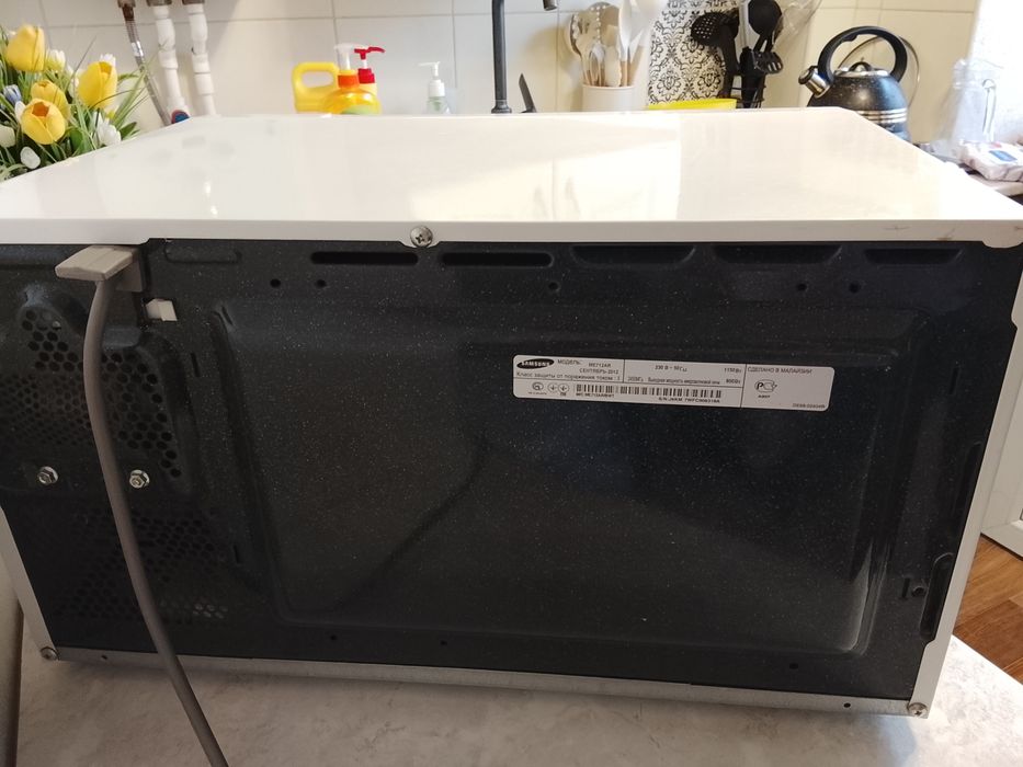 Микроволновая печь