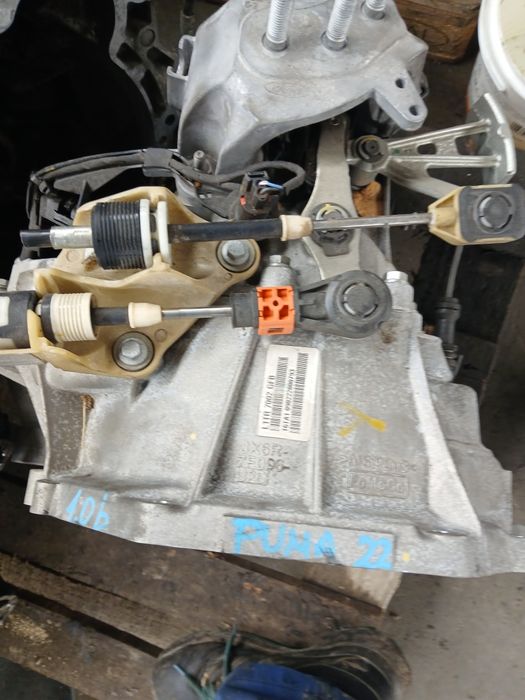 Cutie viteze ford puma 1,0 benzina 2023
