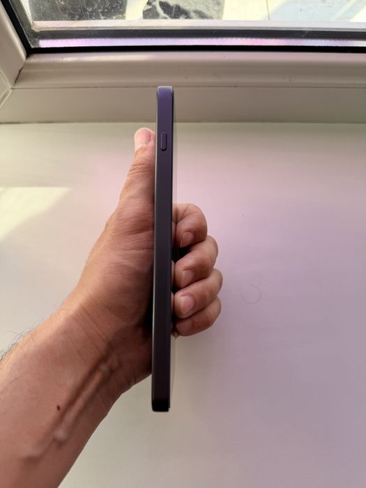 Продам One Plus Nord 5