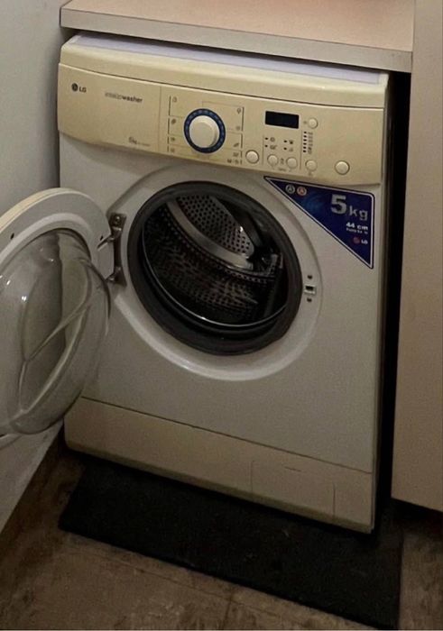 Пералня LG работеща