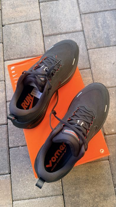 Nike Vomero Plus