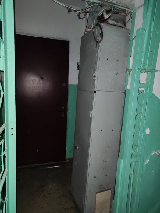 Продам металлический шкаф