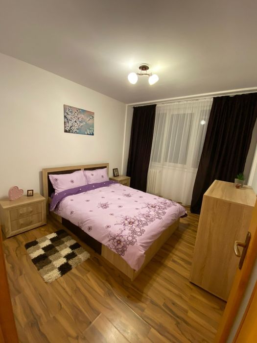 Inchiriez apartament 2 camere