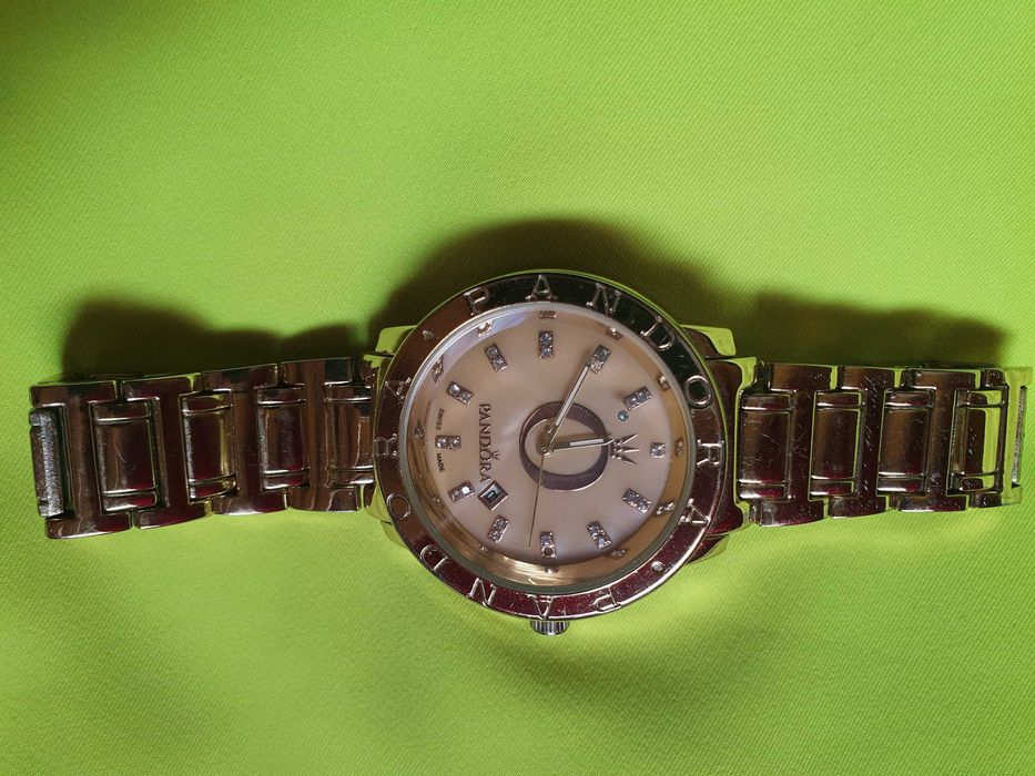 Ceas dama Pandora