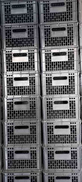 Пласмасс яшиклар сотилади