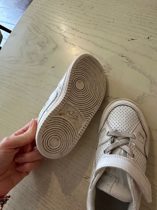 Детски обувки NIKE 26 номер