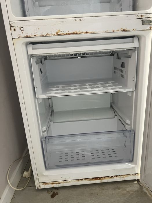 Продам холодилник