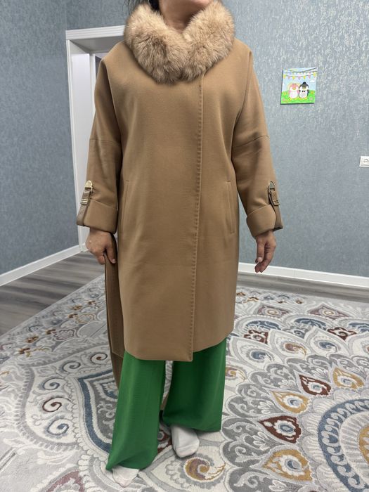 Пальто кашемировая.