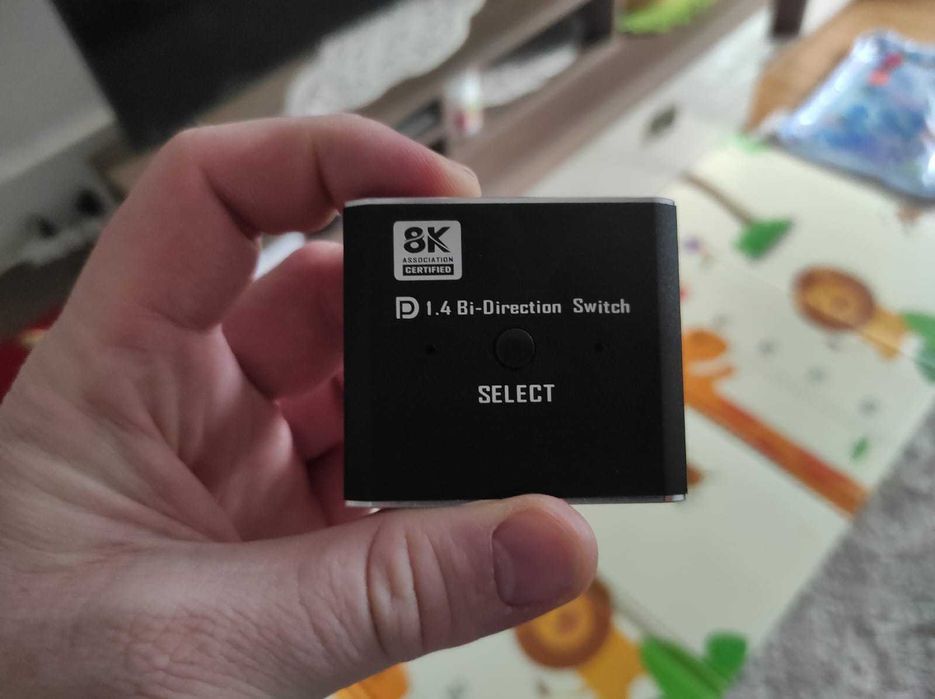 Switch 8k ,4k,si cablu 8k