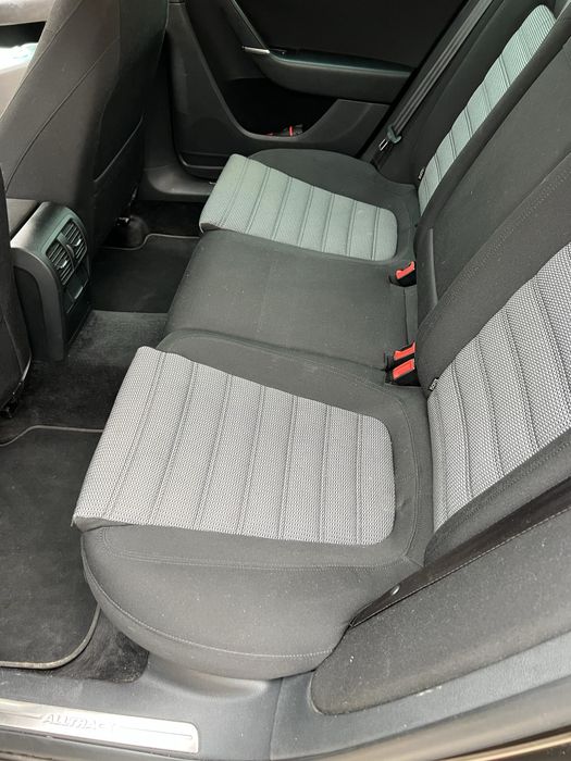 Volkswagen  Passat b7 alltrack sau schimb cu caddy maxi acelas an