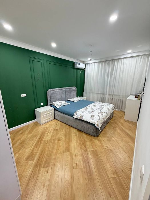 Продаю 4в5 комнатную квартиру Сергели 8а