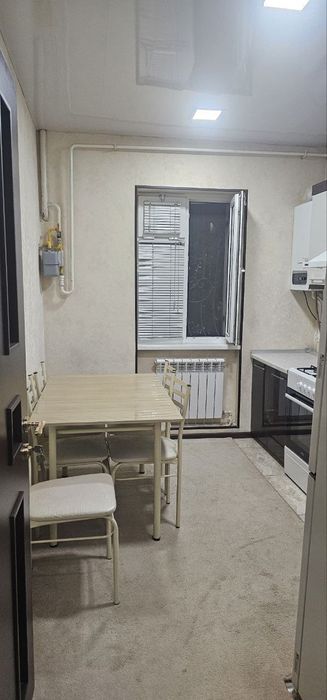 Sergili 5a da 3 xona ijaraga uy bor