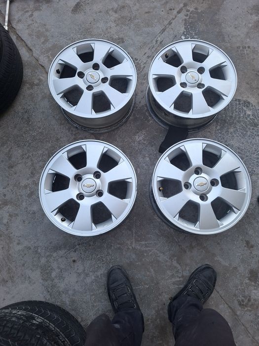 Arginal jentra saka diska