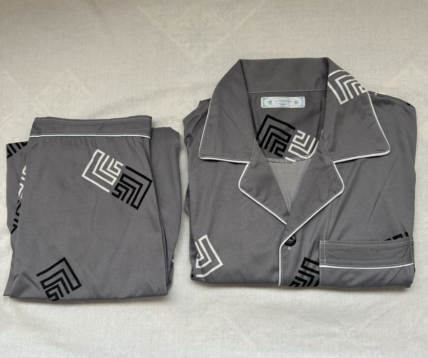 Пижамы и сауники новые