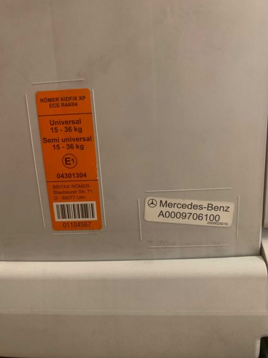 Mercedes Benz детско столче