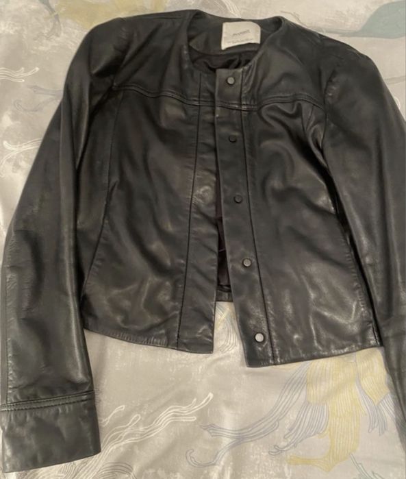 Красово кожено  яке Mango,естествета кожа,отлично състояние