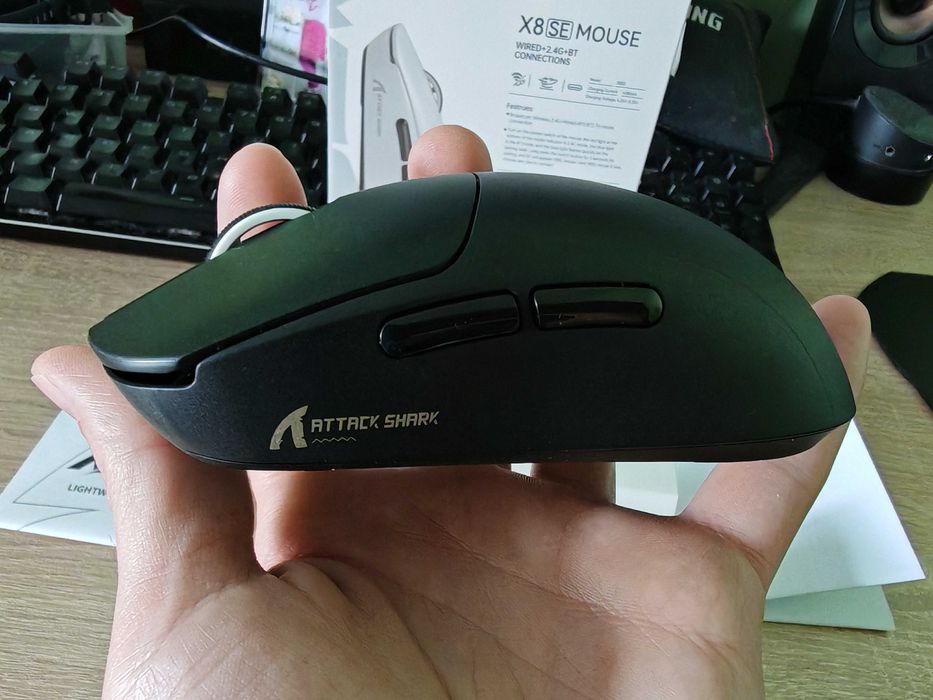 Безжична лека геймърска мишка ATTACK SHARK X8 SE | програмируема USB/BT/2.4GHz | 1k pooling rate | PixArt PAW3311 | 25000 DPI