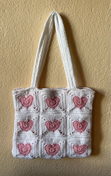 Ръчно изработена плетена чанта