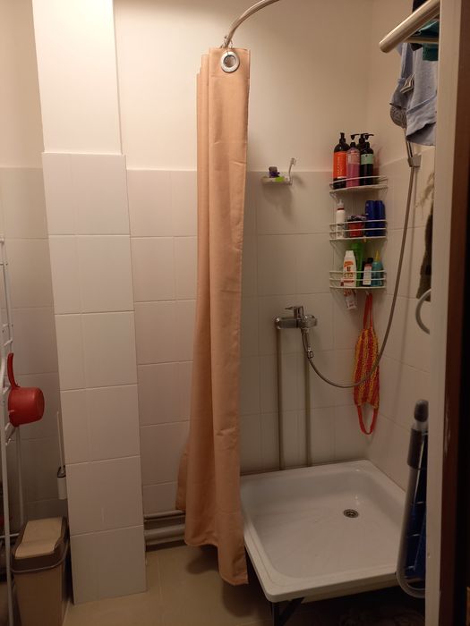 4 комнатное помещение