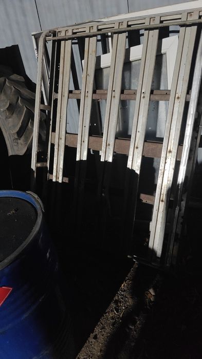 Продам алюминиевый богажник