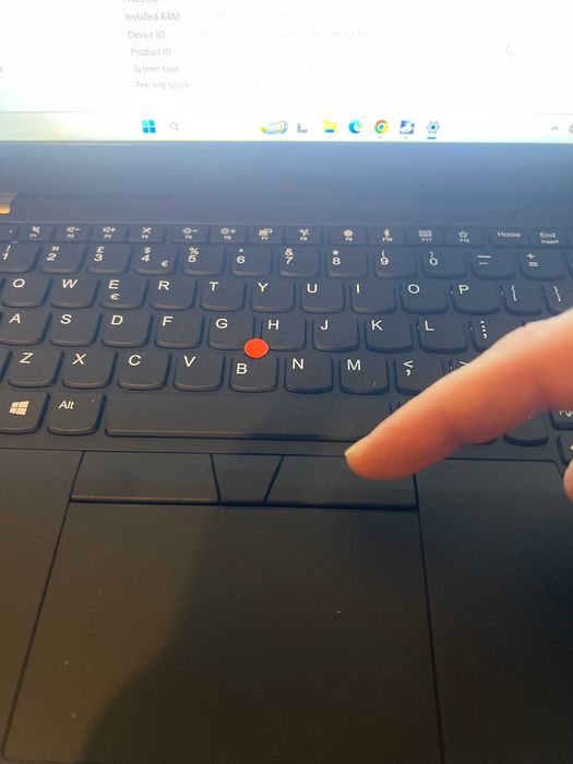 Lenovo ThinkPad X390 i5-8365U 16GB RAM 256GB SSD Touch Screen Бизнес Лаптоп !