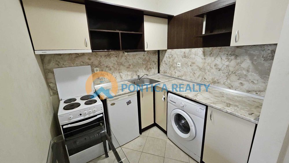 Просторно студио в Слънчев Бряг