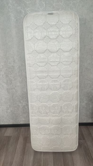 Матрас на детскую кровать