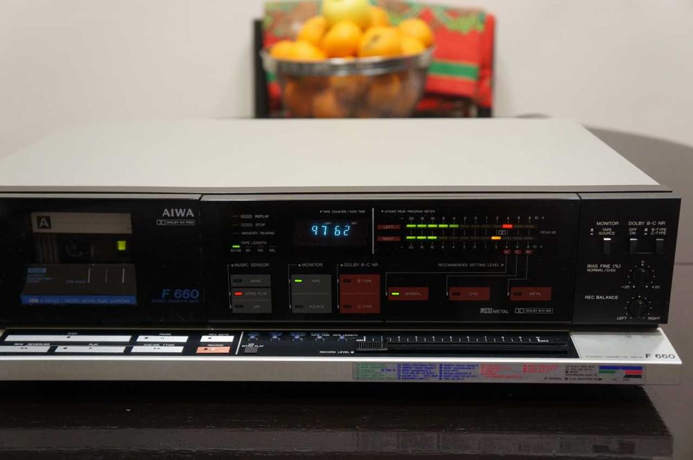 Aiwa AD-F660 касетен дек