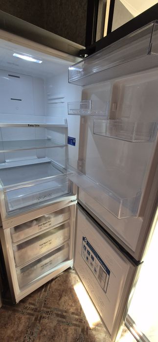 Продам  холодильник  Samsung