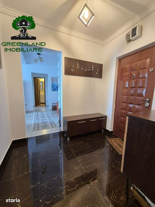 Apartament 3 camere, DECOMANDAT, mobilat, etaj 4/10, Palas