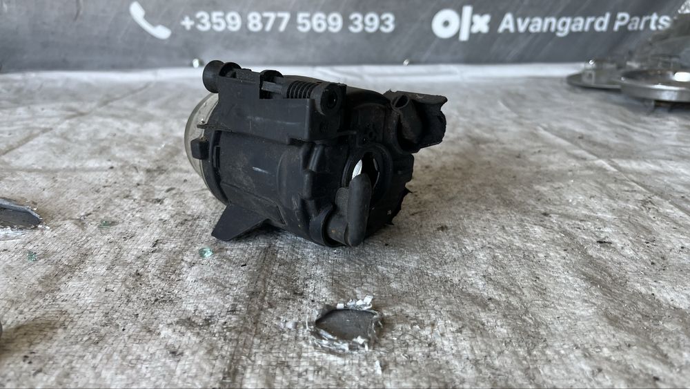 Audi A4 B6 ляв халоген