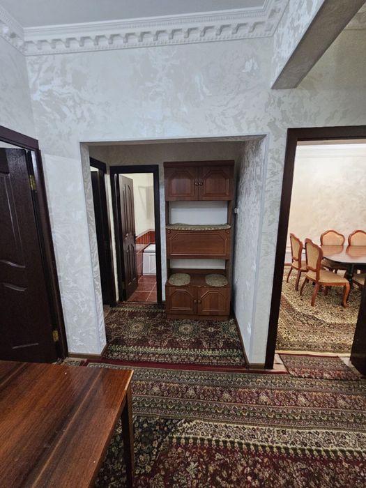 Продается 4 комнатная на Сергели-8а