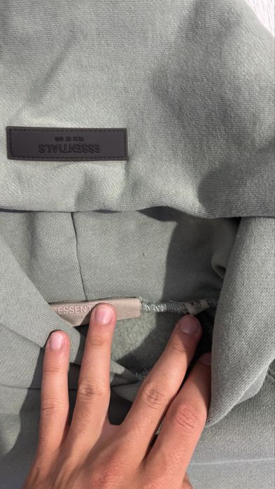 Essentials fear of god hoodie суичер