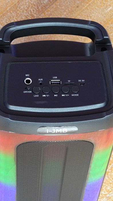 Караоке тонколона с Bluetooth и микрофон