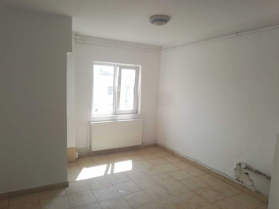 Vand apartament 2 camere Semidecomandat Filiasi