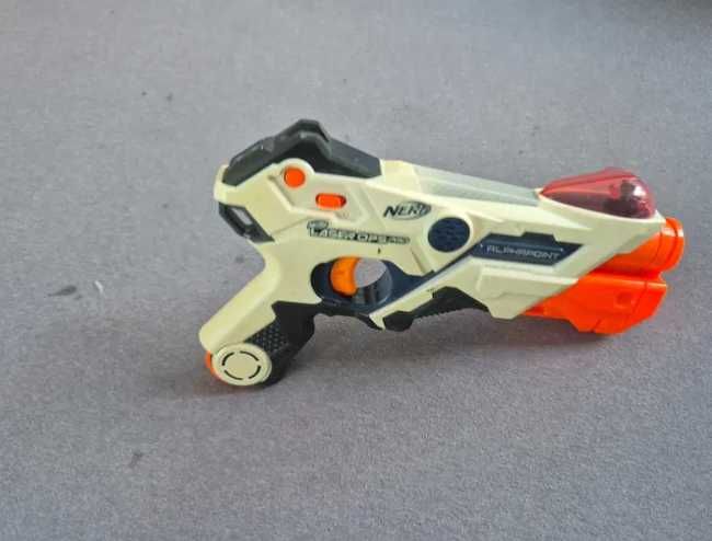 3 Nerf LaserOps Pro + 1 Nerf Modulus