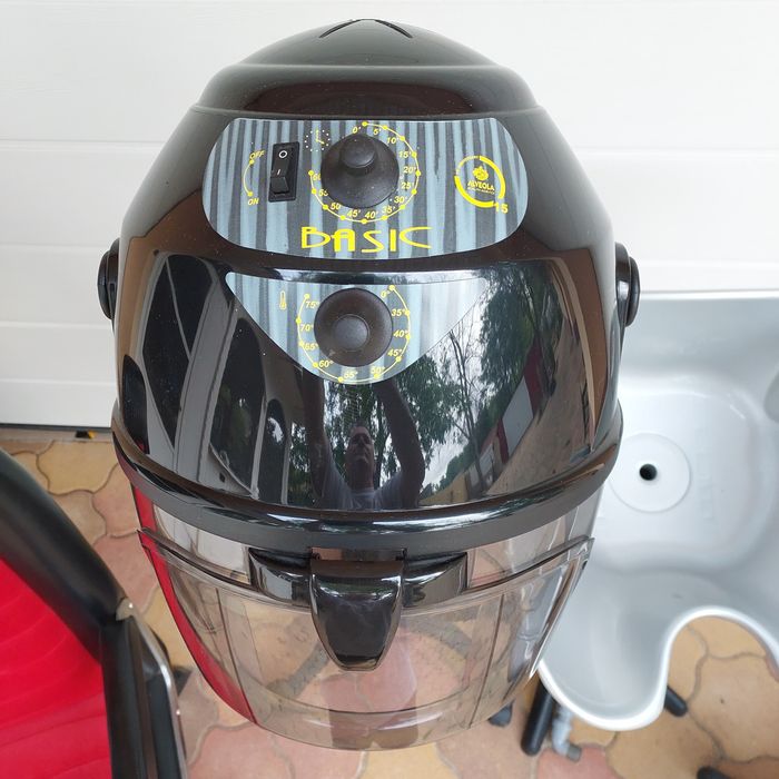 Vând casca coafor, ucenic, scaun coafor, scaun pedichiura scafa 16 l.