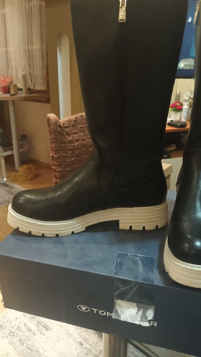 Ботуши на Том Тейлар