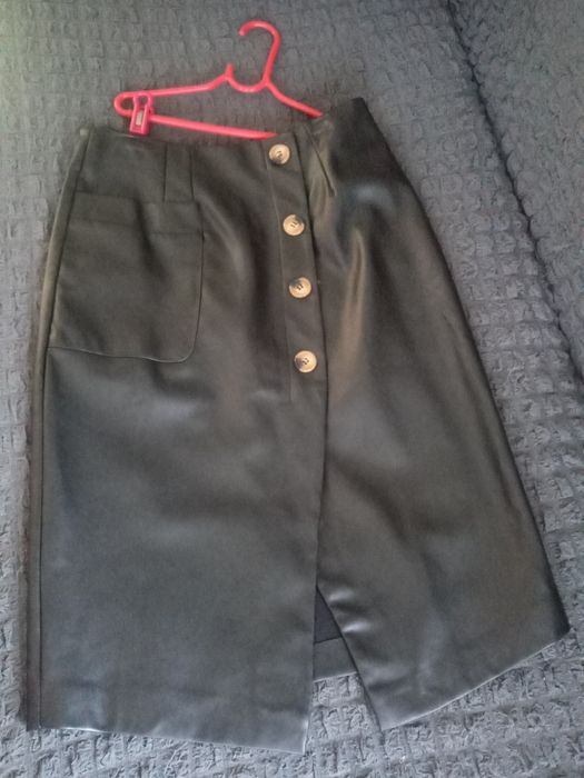 Продам юбку кожа.