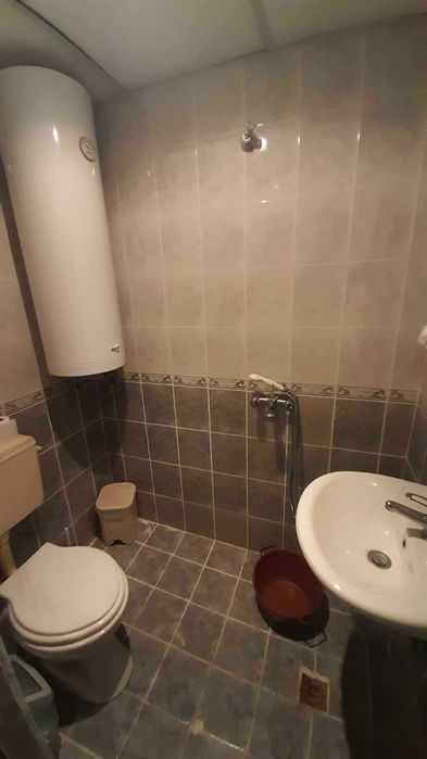 Дава се под наем Едностаен апартамент в Самоков - 30 кв.м за 153 € - Снимка #4