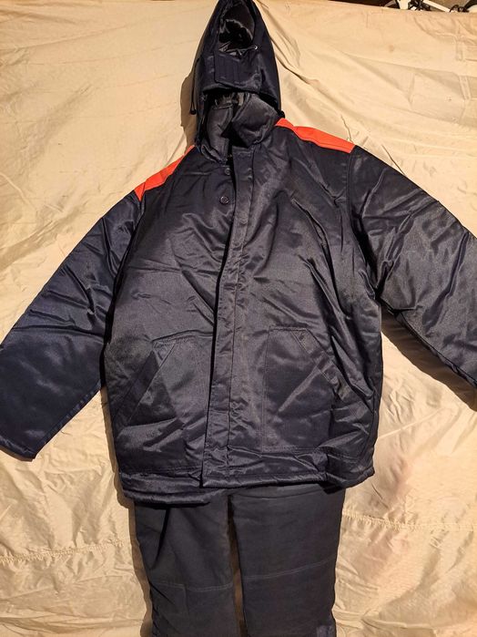 Продается Спецодежда.