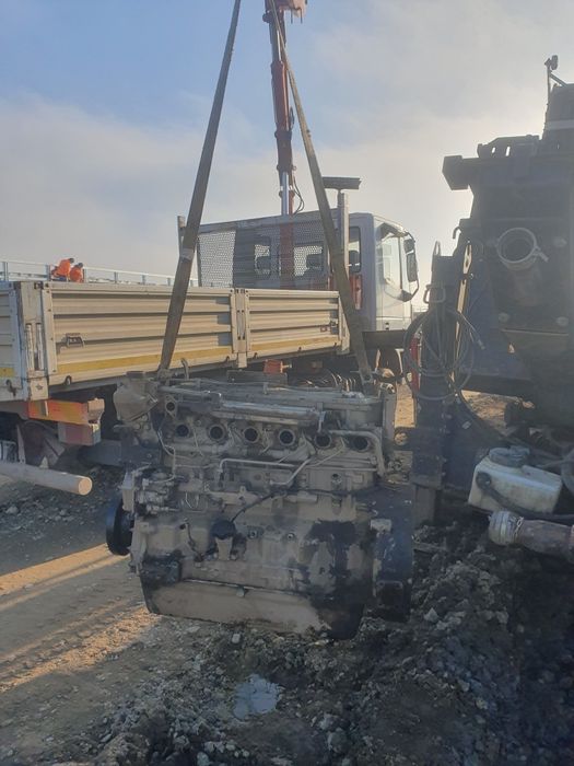 Inchiriez excavator 5 tone,transport agregate de balastiera,închiriez placă compactoare 215 kg diesel!