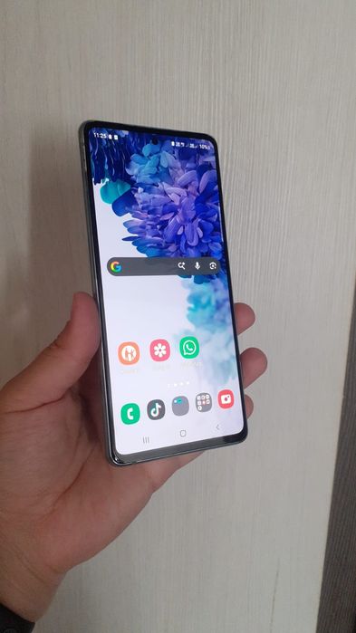 Обменяю Samsung S20fe