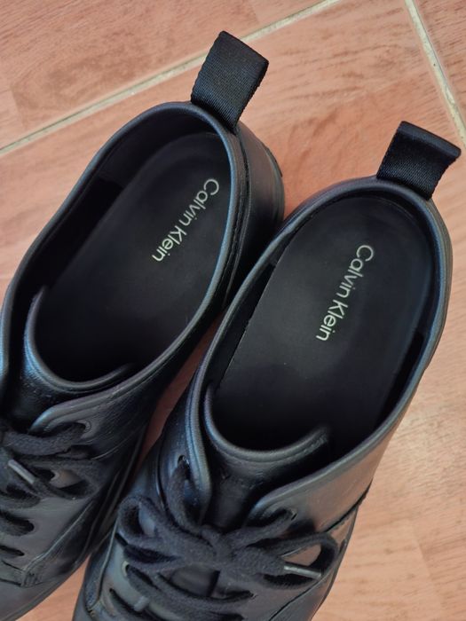 Pantofi din piele de la Calvin Klein, pt barbati