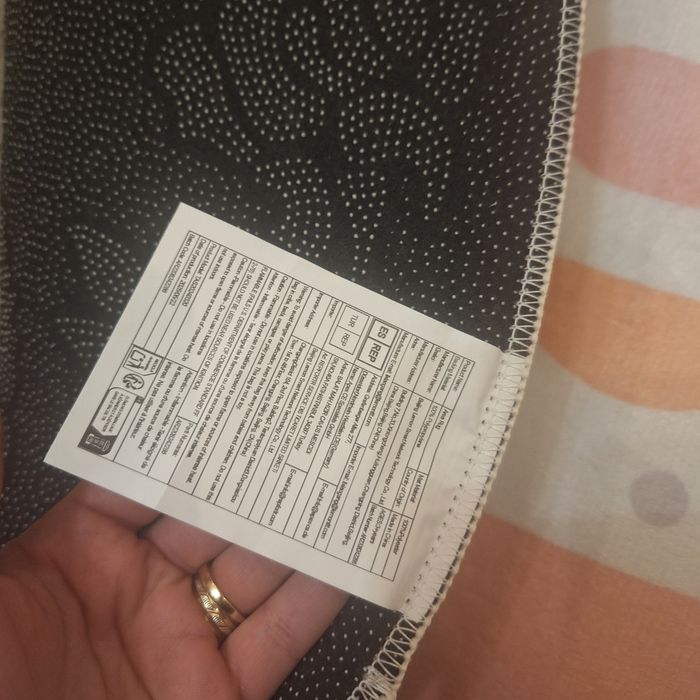 Детски Килим нов 160 см дъга и сърца