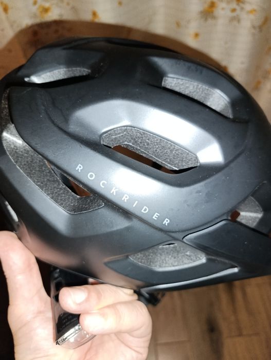 Велосипедна каска Rockrider EXPL 500 (59-62) — Отлично състояние